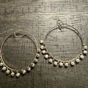 Kendra Scott Hilty Cultured Freshwater Pearl Front Hoop Earrings Gold Tone